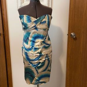 Nicole Miller Strapless fitted dress